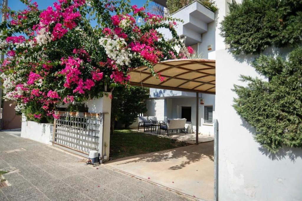 Pame Rentals - Cozy Glyfada Stay With Free Parking Афины Экстерьер фото